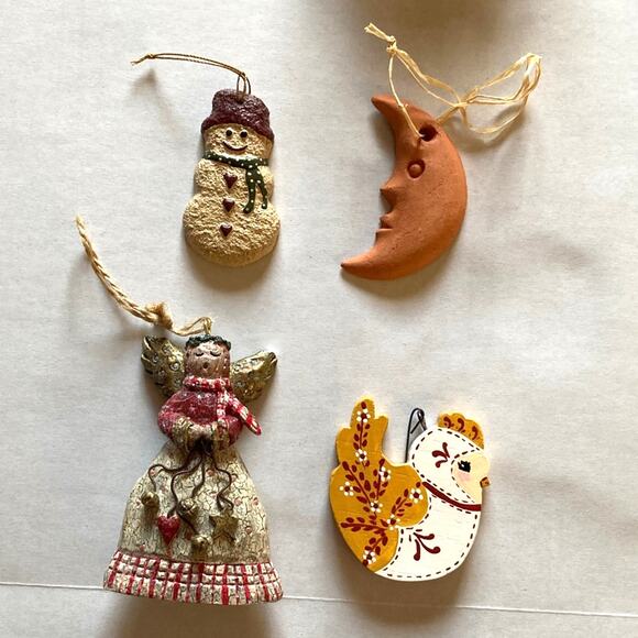 25 Assorted Ornaments Festive Holiday Ornament Set - Red, White, Green Used - Picture 4 of 7